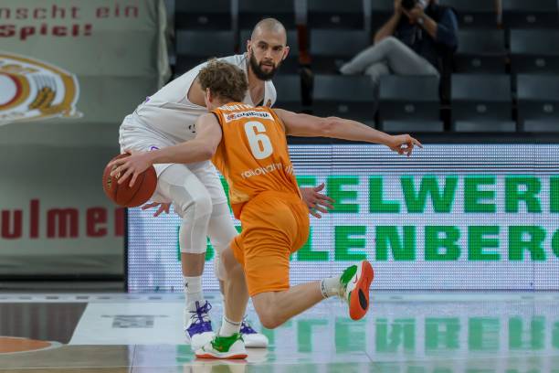 尔科兹早在 尔科兹早在