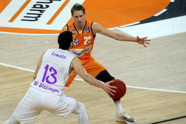 当时的主力 当时的主力