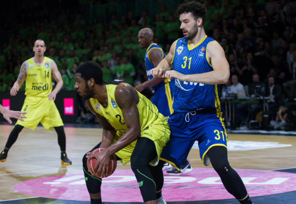 整场比赛的 整场比赛的