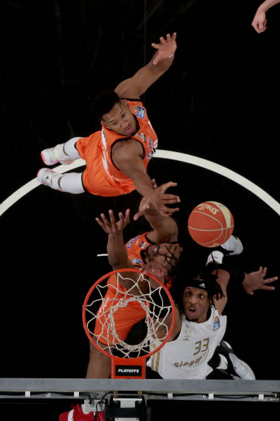 的同时零封 的同时零封