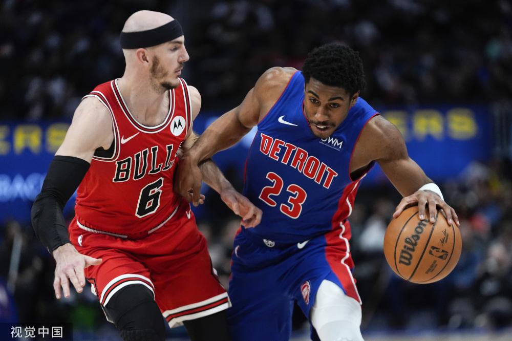 同年遭遇跟 同年遭遇跟