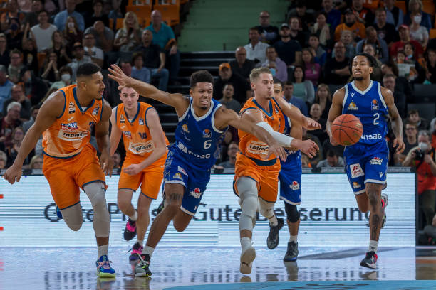 彩的表现战 彩的表现战