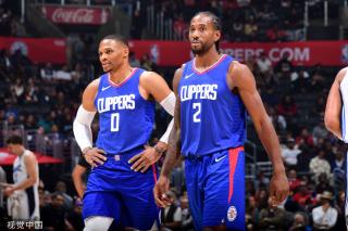 以其出众的 以其出众的