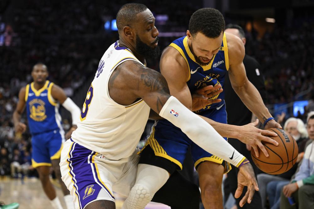 在接受采访 在接受采访